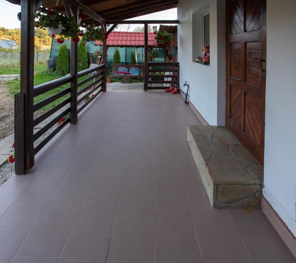 Casa De Vacanta Armi Molidu Экстерьер фото
